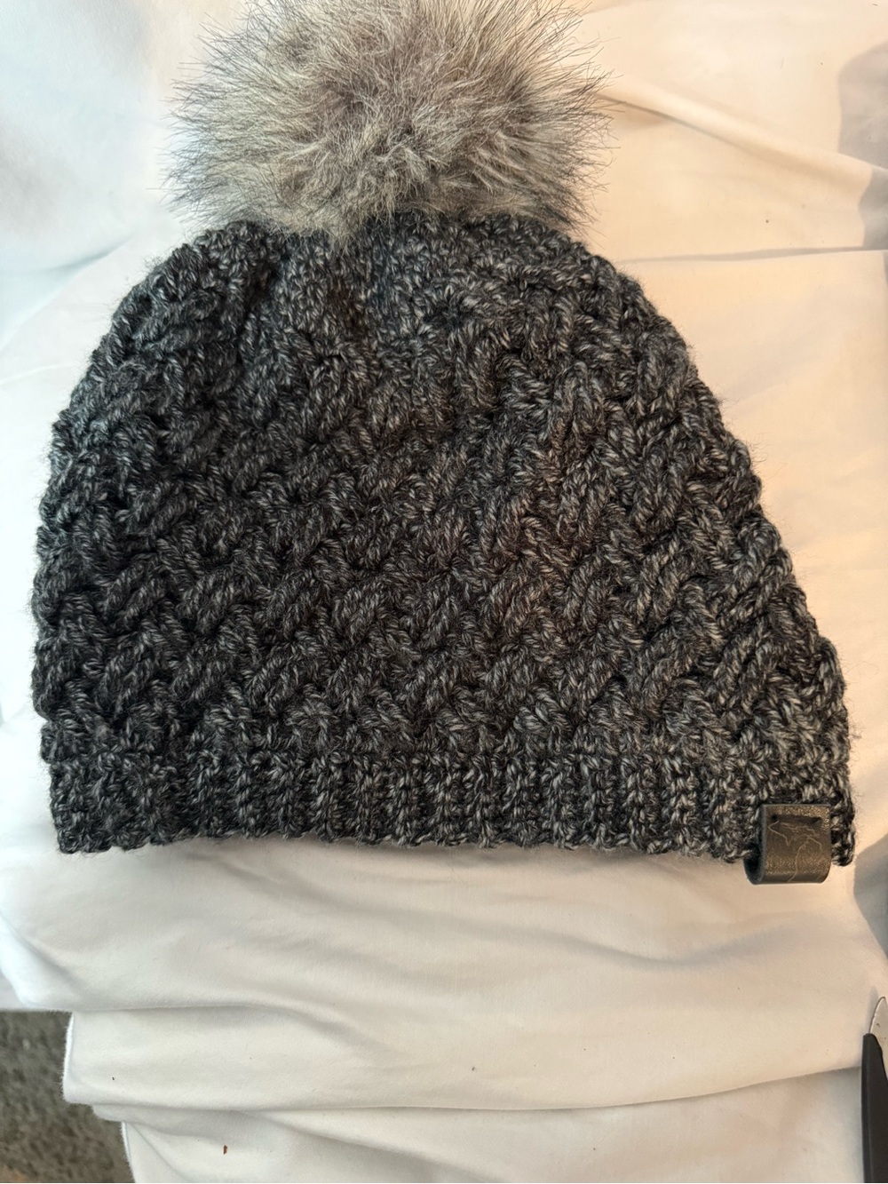 Charcoal Gray Cable Knit Beanie Faux Fur Pom Pom Michigan Leather Tag Winter Hat